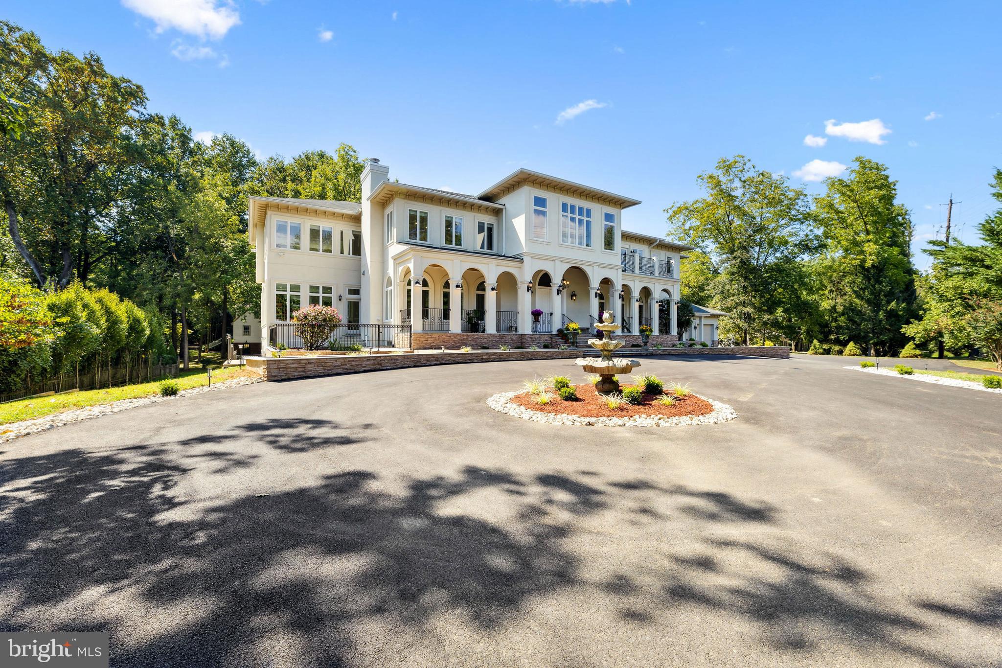 POTOMAC OUTSIDE - Residential