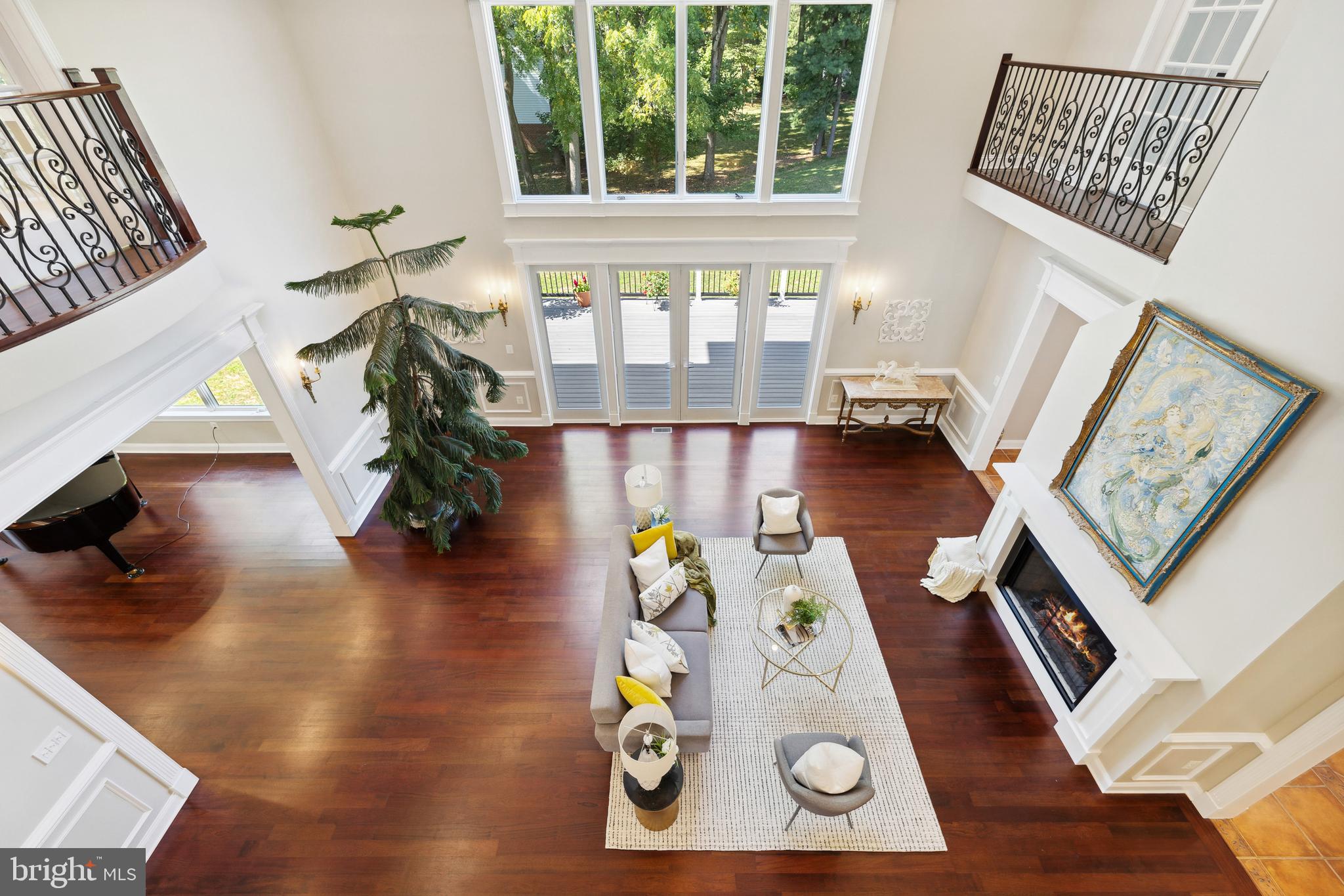 POTOMAC OUTSIDE - Residential