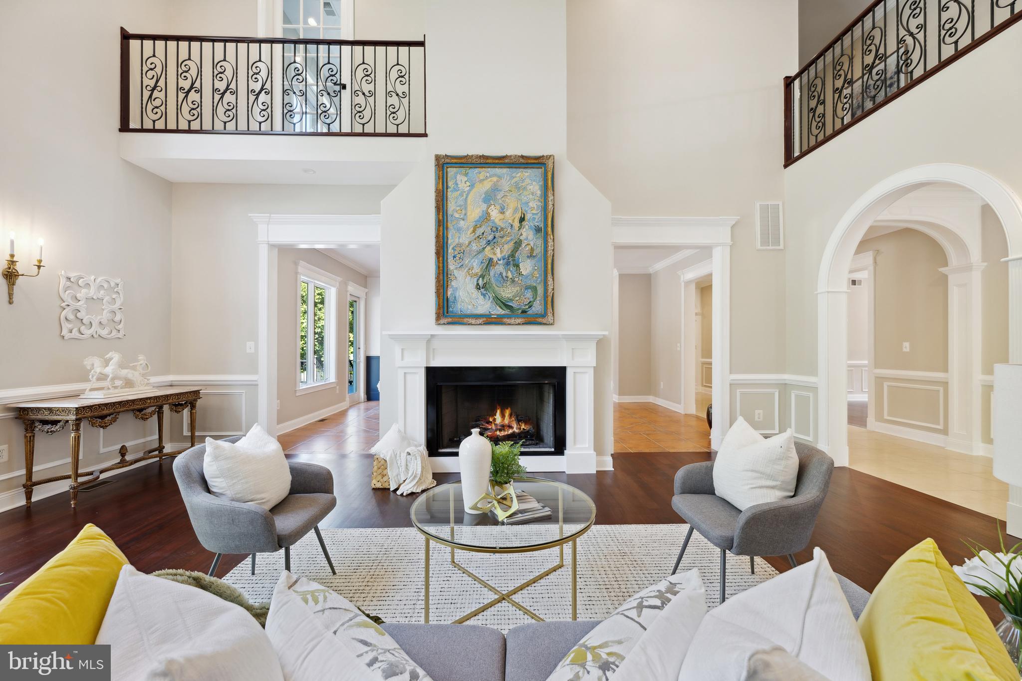 POTOMAC OUTSIDE - Residential