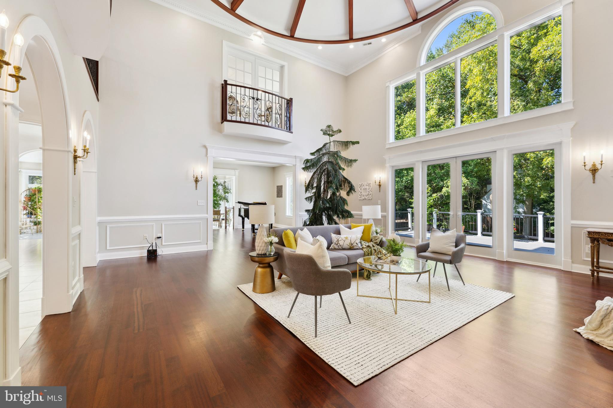 POTOMAC OUTSIDE - Residential