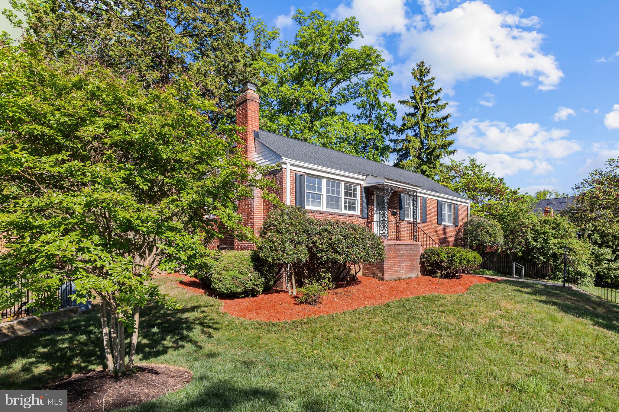 2520 BUCKELEW DRIVE
