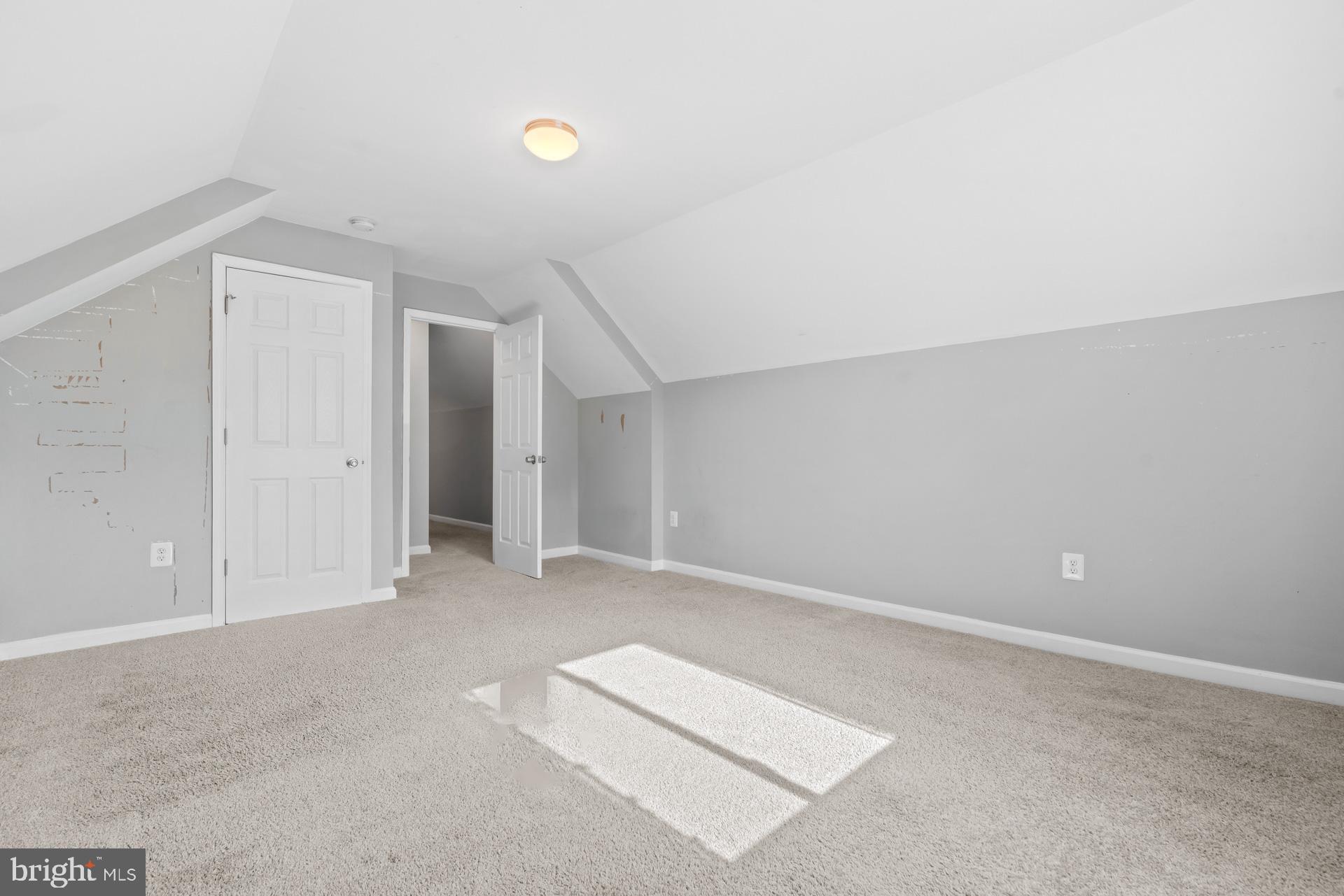 ARUNDEL GARDENS - Residential