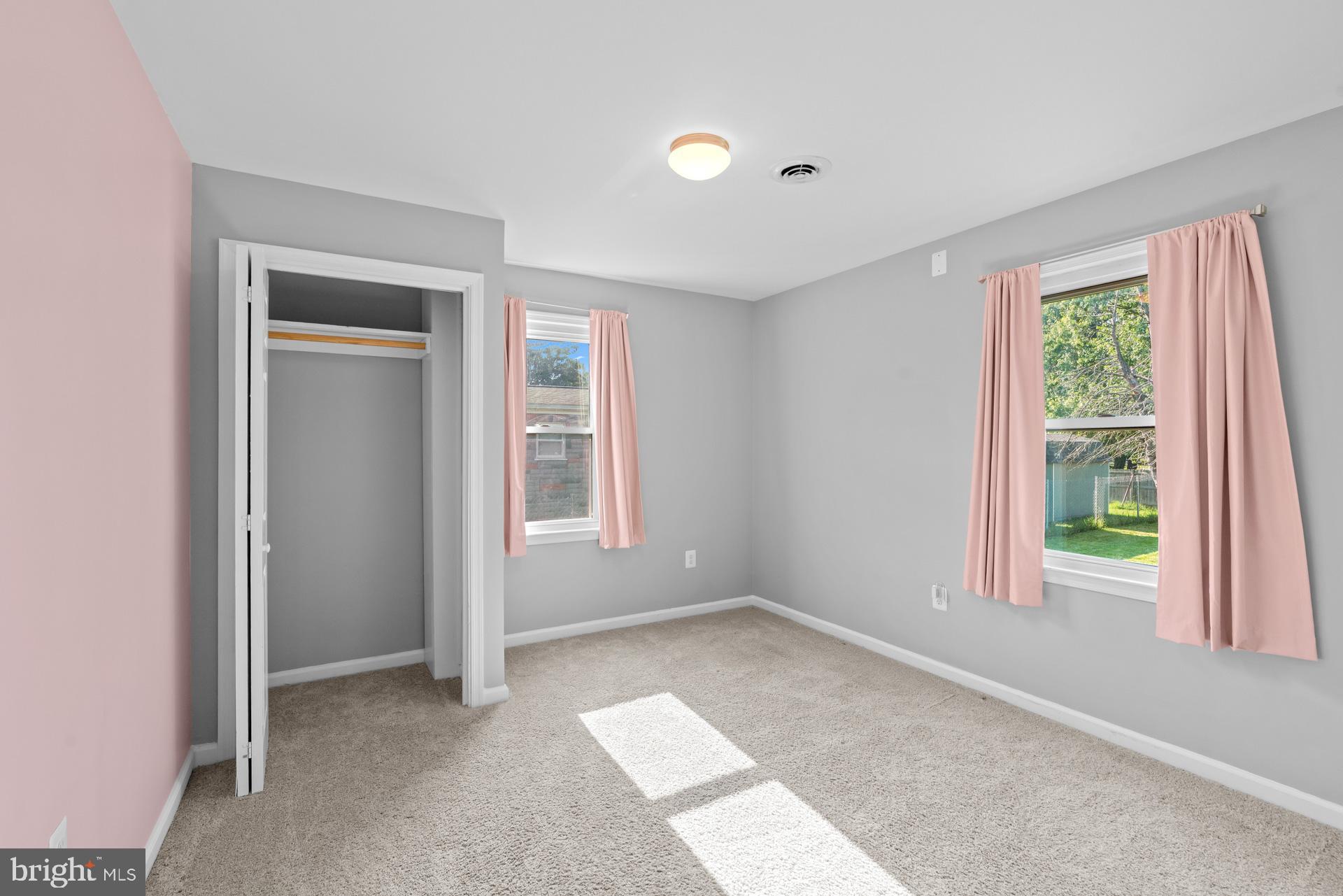 ARUNDEL GARDENS - Residential