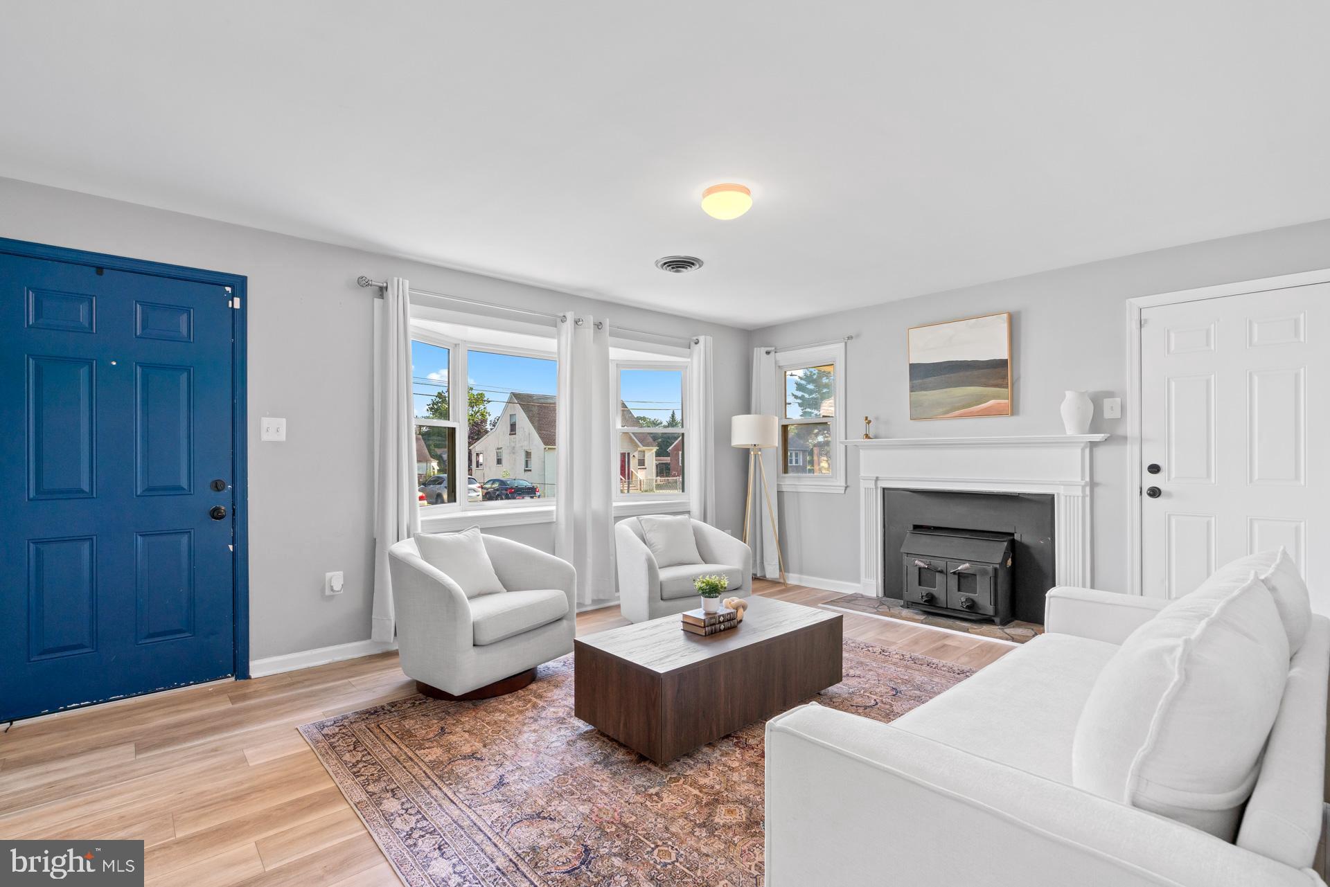 ARUNDEL GARDENS - Residential