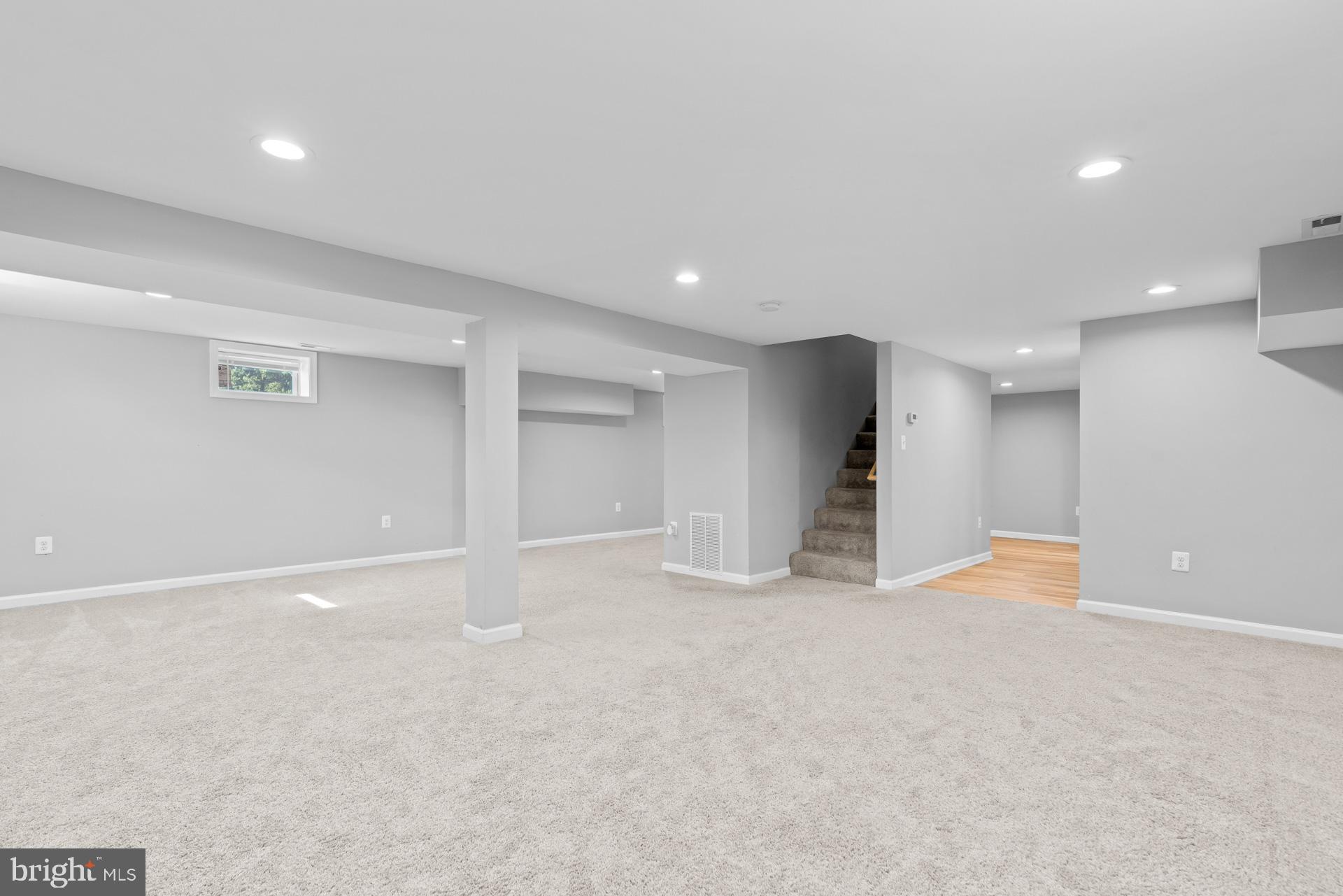 ARUNDEL GARDENS - Residential