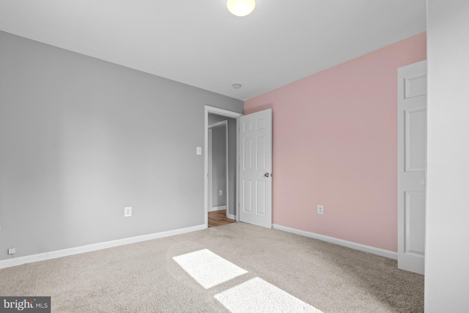 ARUNDEL GARDENS - Residential