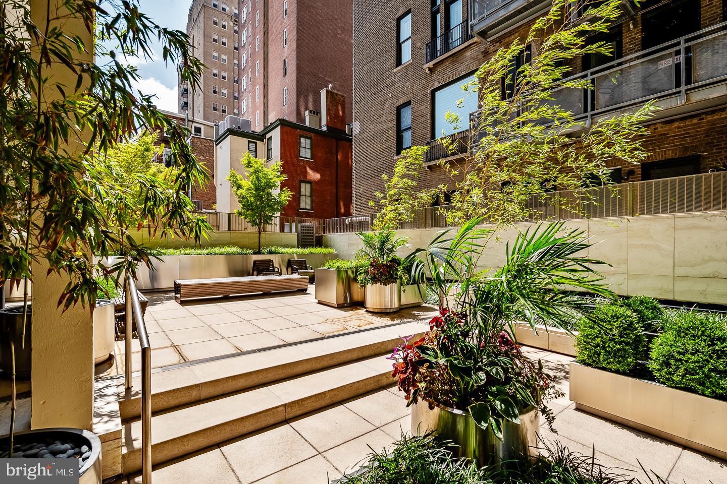 1820 RITTENHOUSE SQUARE 00 1601