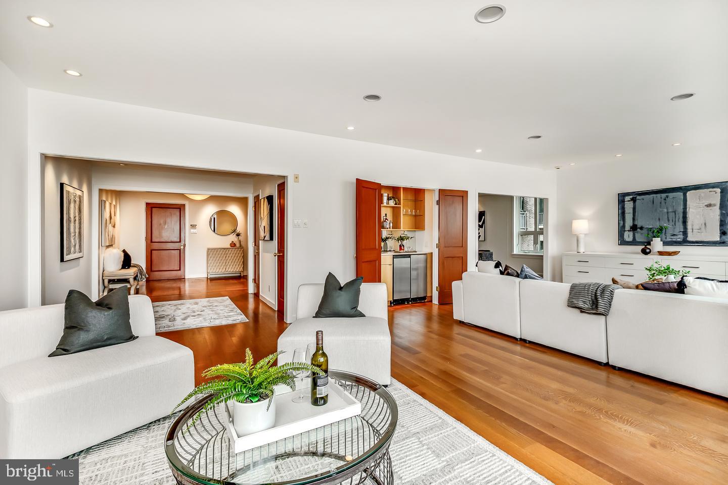 RITTENHOUSE SQUARE - Residential