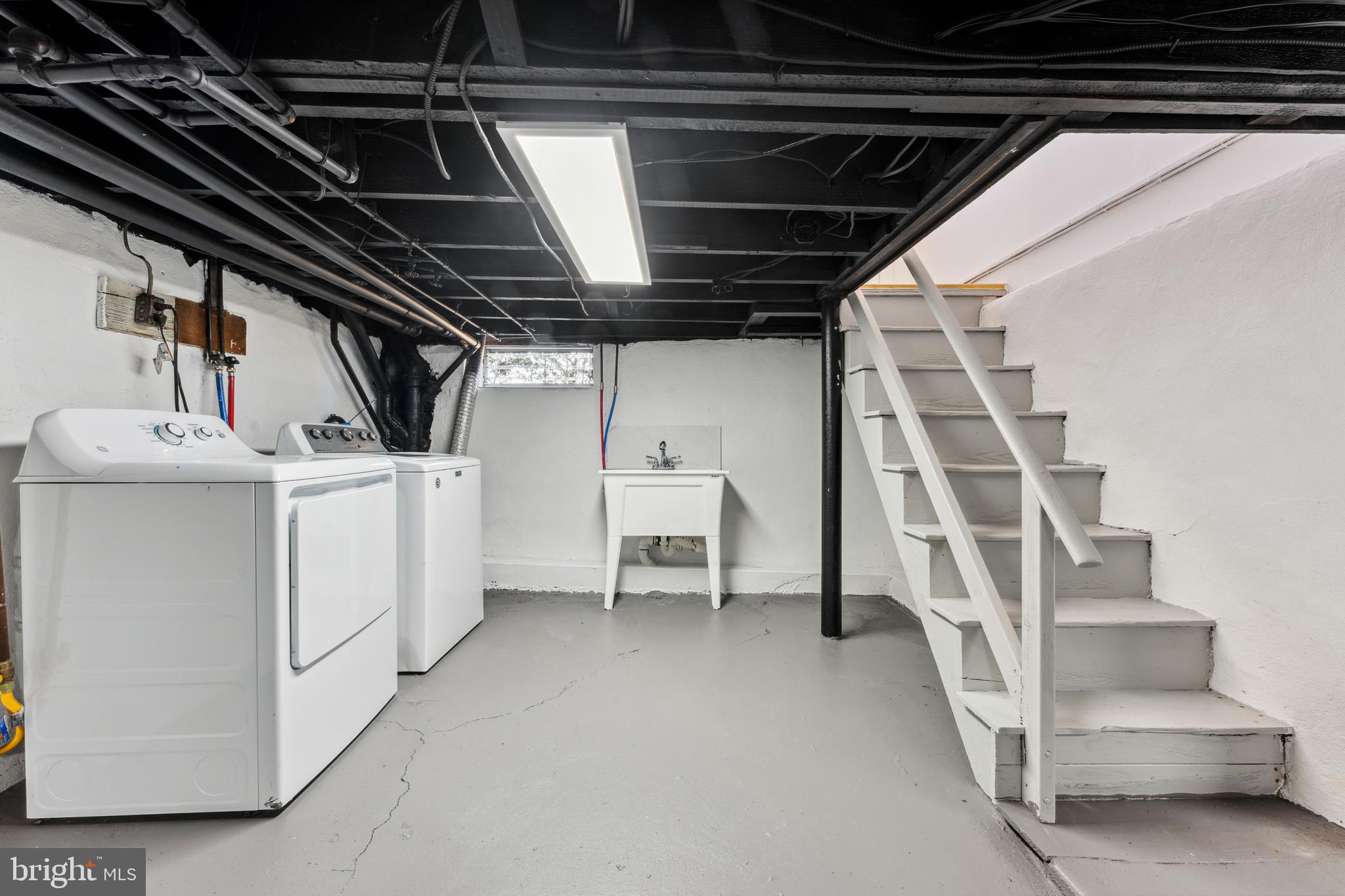 MERWOOD PARK - Residential