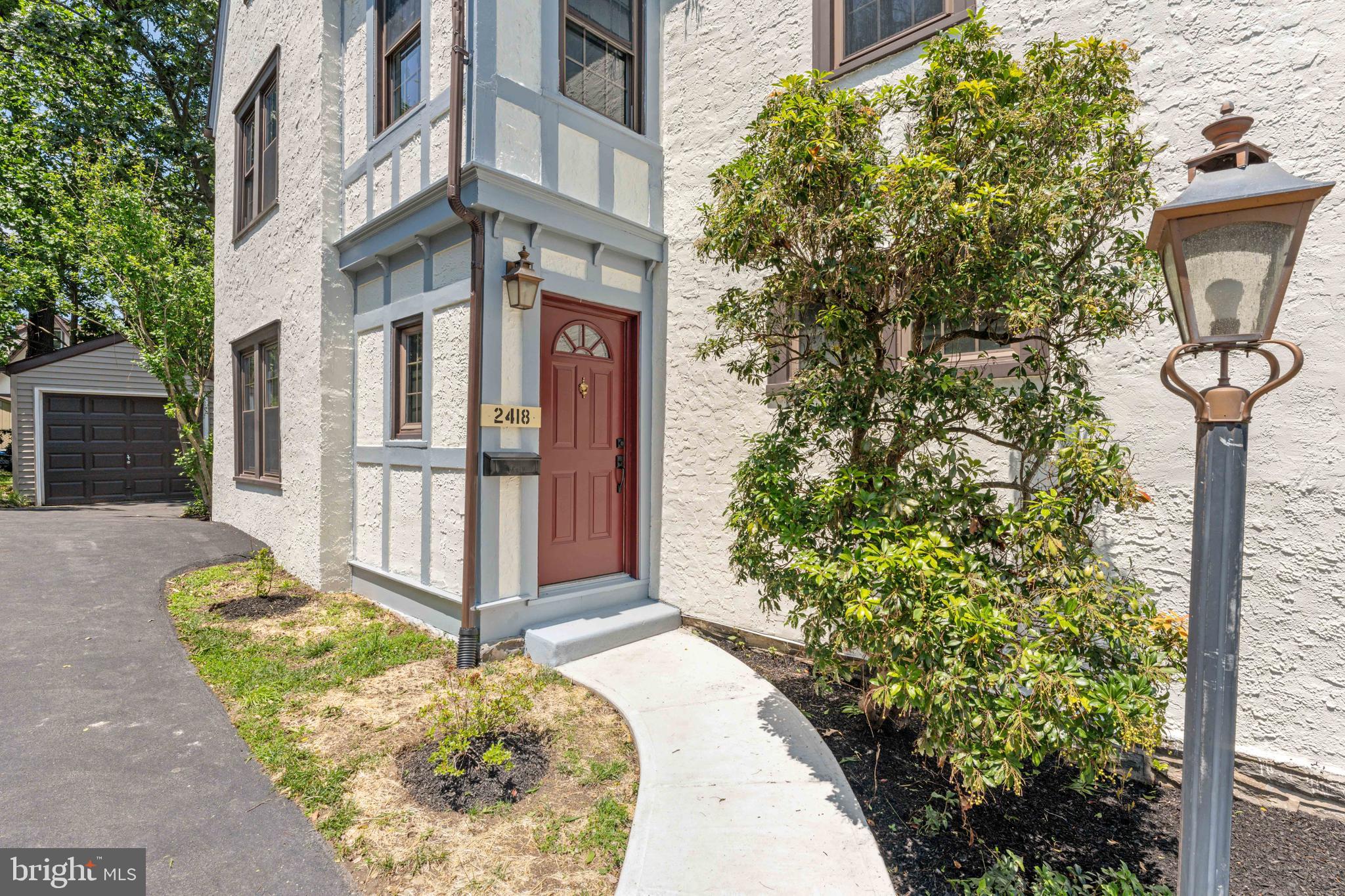 MERWOOD PARK - Residential