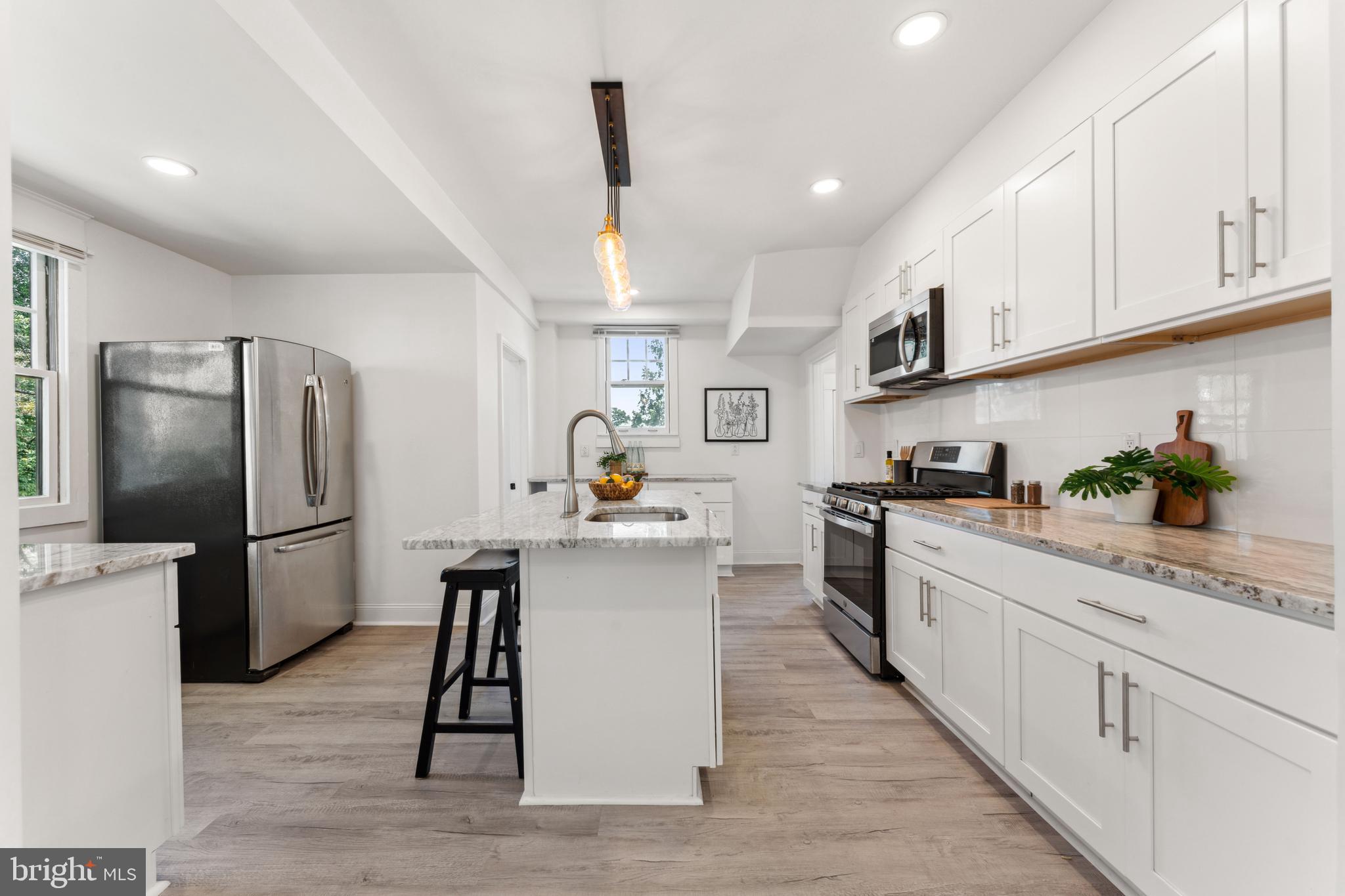 MERWOOD PARK - Residential