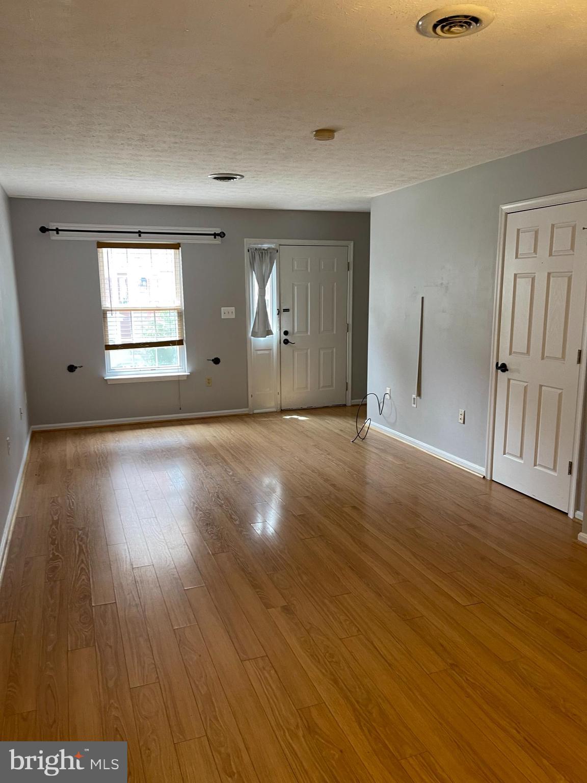 LIMESTONE COURT - Residential Lease