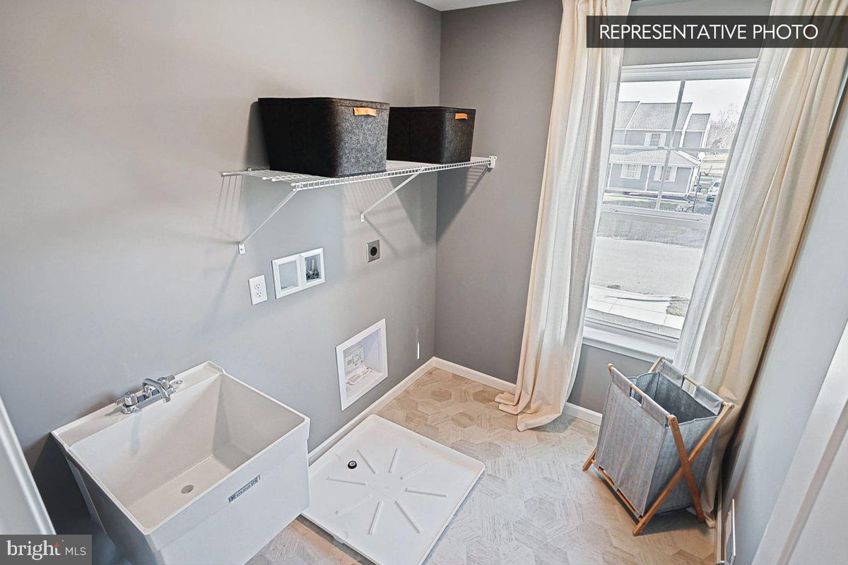 HILLS AT VALLEY VIEW - Residential