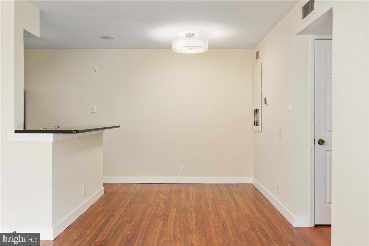 POINTE AT PARK CENTER - Residential