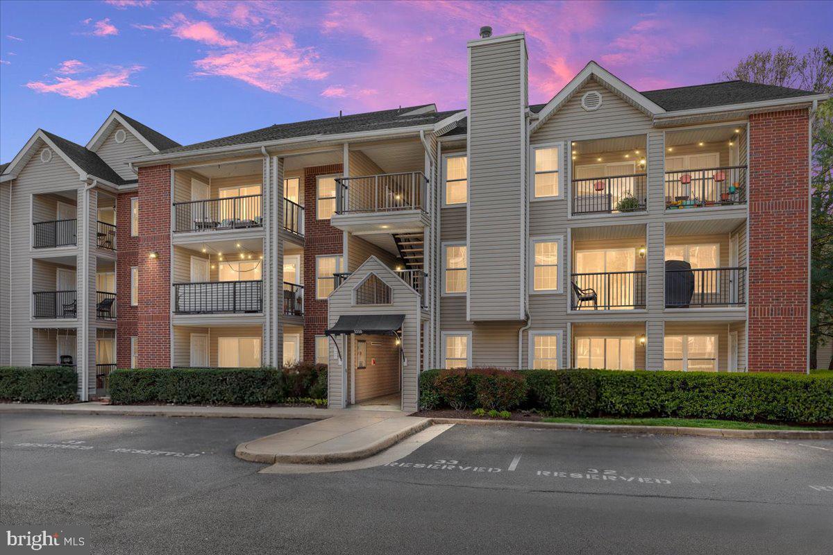 POINTE AT PARK CENTER - Residential