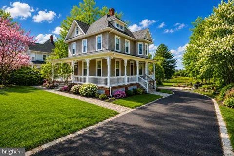 MLS: MDHR2055152