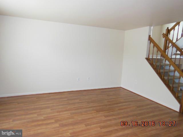 ROLLING BROOK - Residential