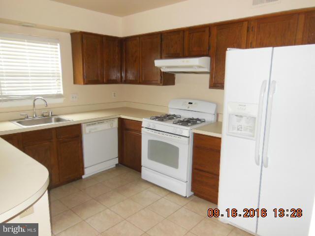 ROLLING BROOK - Residential