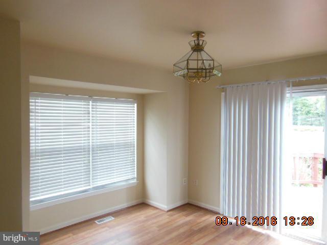 ROLLING BROOK - Residential