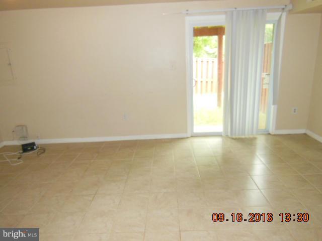 ROLLING BROOK - Residential