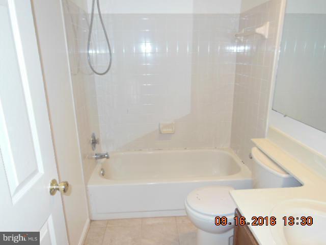 ROLLING BROOK - Residential