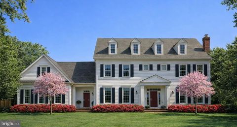 904 LOCUST STREET HERNDON VA 20170