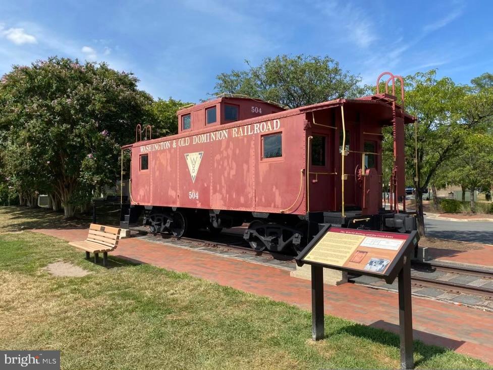 ELDENWOOD FRUIT - Residential