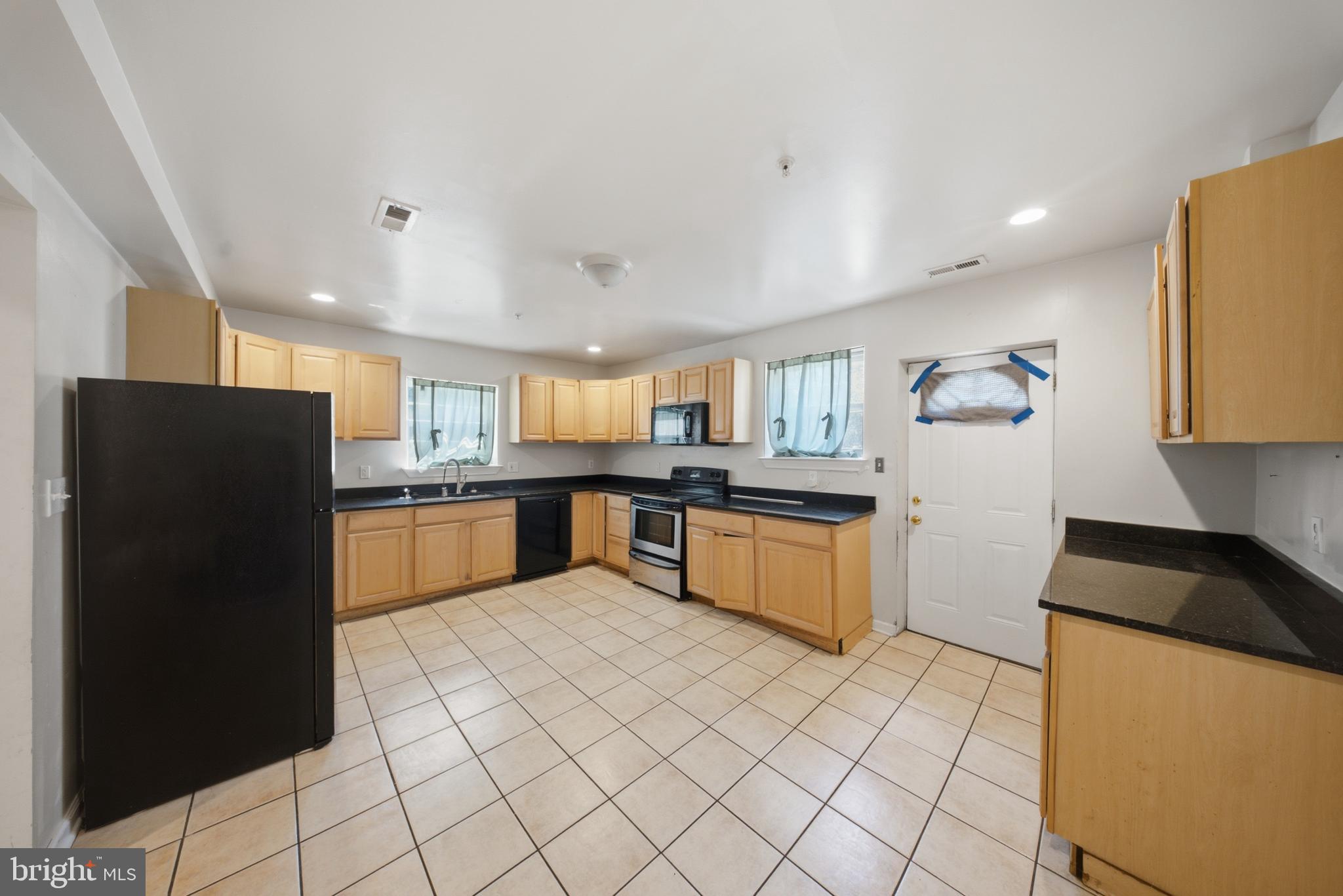 7611 TEMPLE HILL ROAD