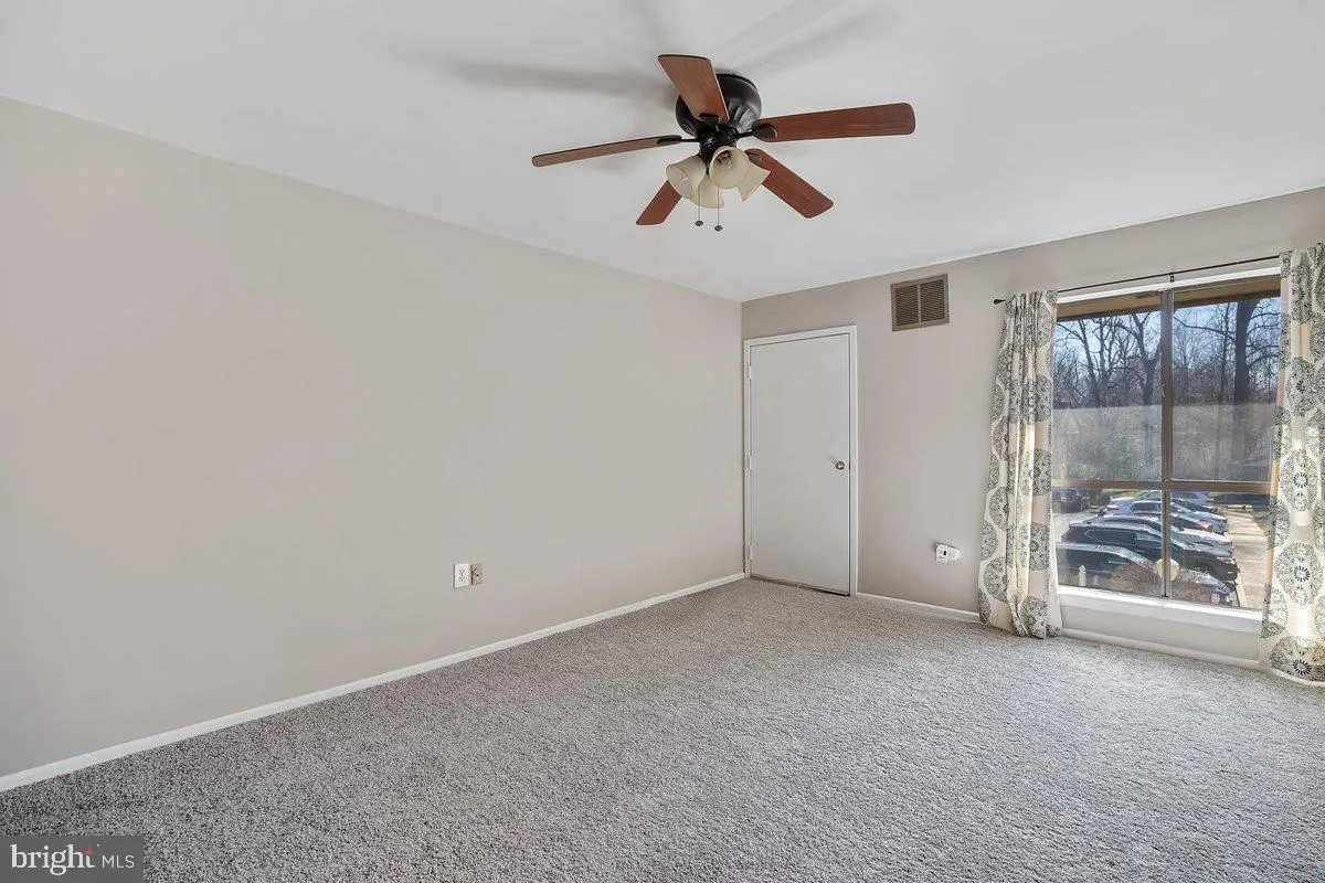 Clementon, New Jersey 08021, United States, 2 Bedrooms Bedrooms, ,1 BathroomBathrooms,Residential,Pending,90446