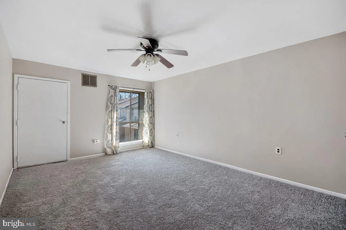 Clementon, New Jersey 08021, United States, 2 Bedrooms Bedrooms, ,1 BathroomBathrooms,Residential,Pending,90446