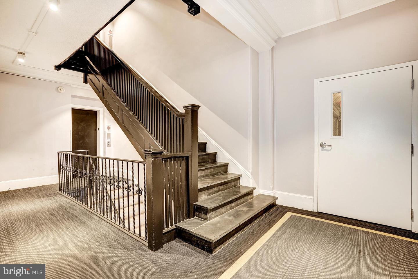 1401 COLUMBIA ROAD NW 215