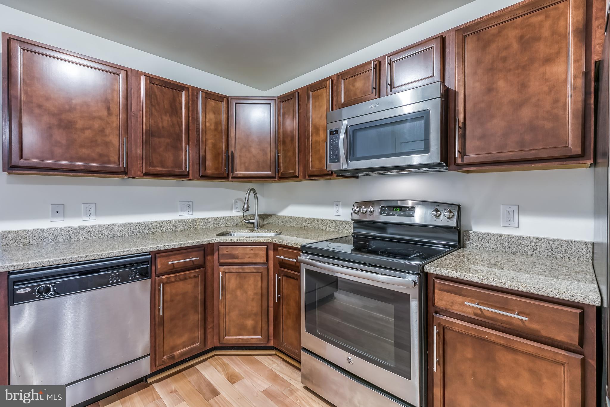 4122 HAVERFORD AVENUE UNIT 2
