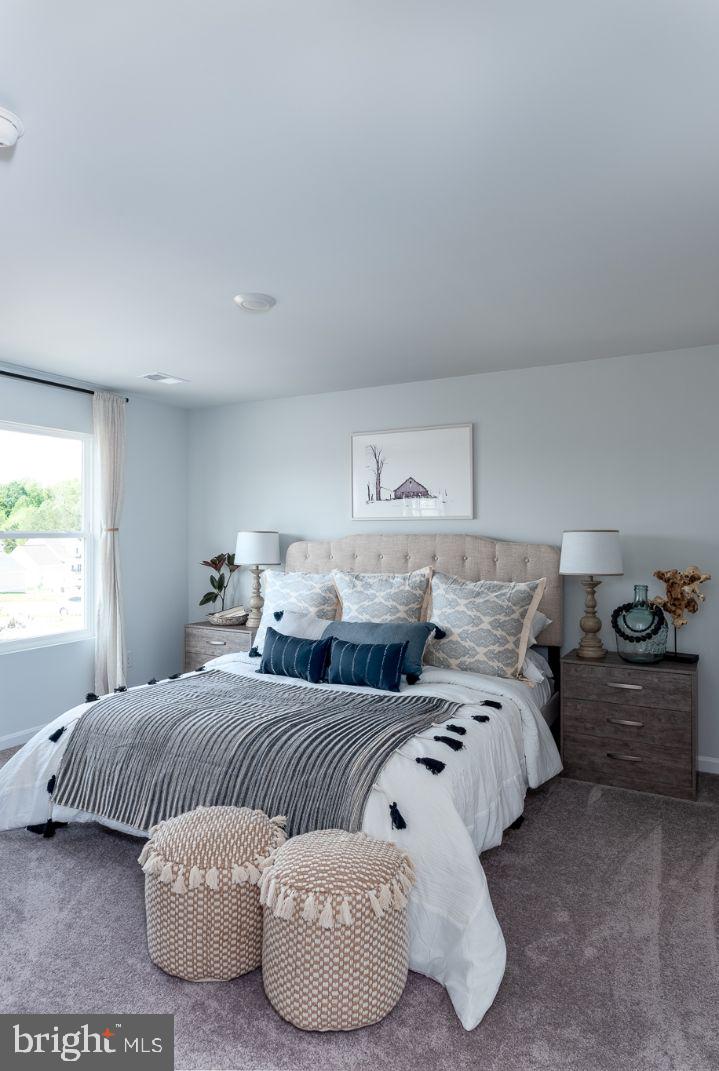 LADYSMITH VILLAGE - Residential