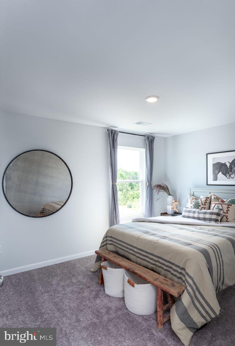 LADYSMITH VILLAGE - Residential