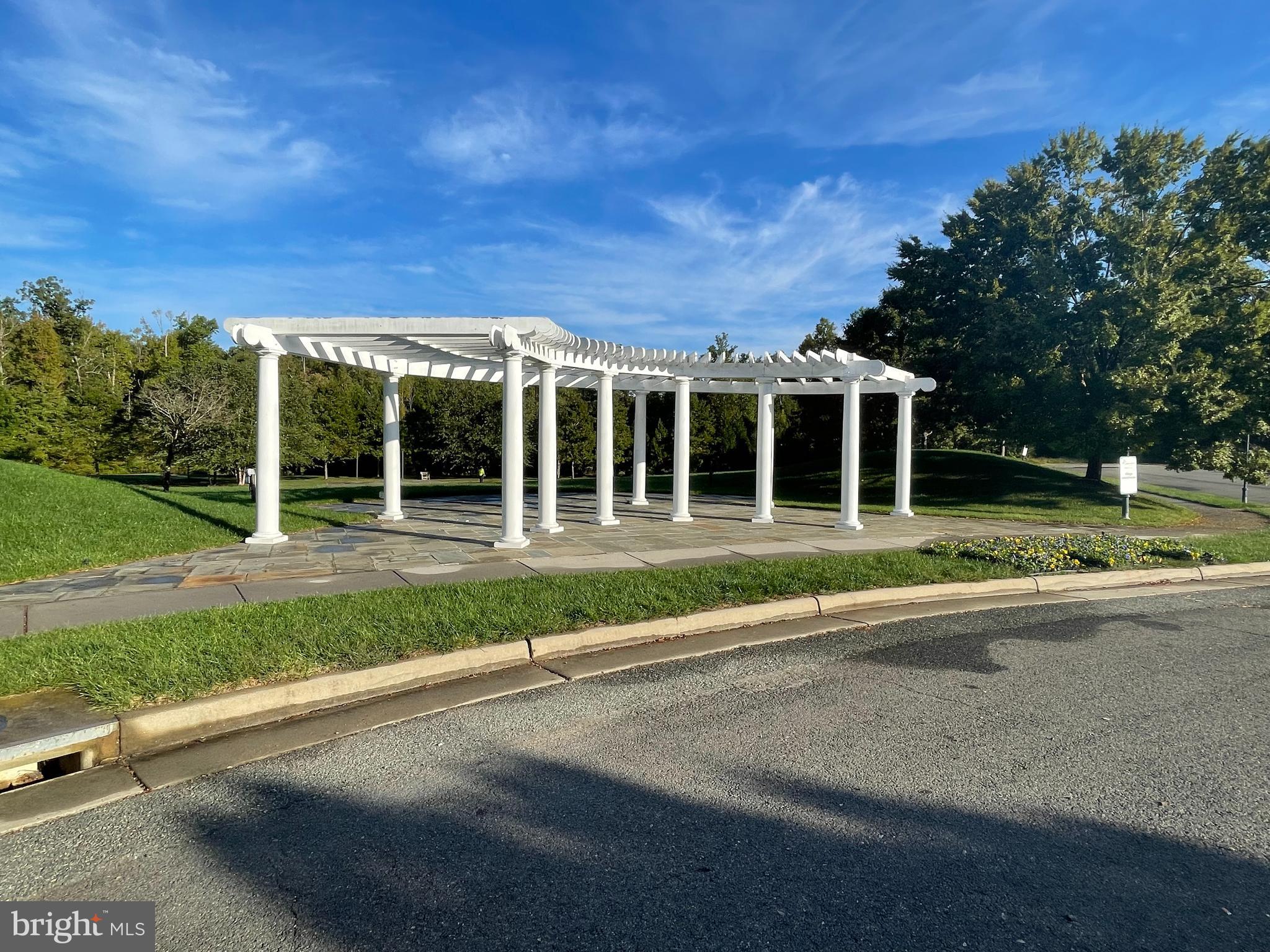 LADYSMITH VILLAGE - Residential