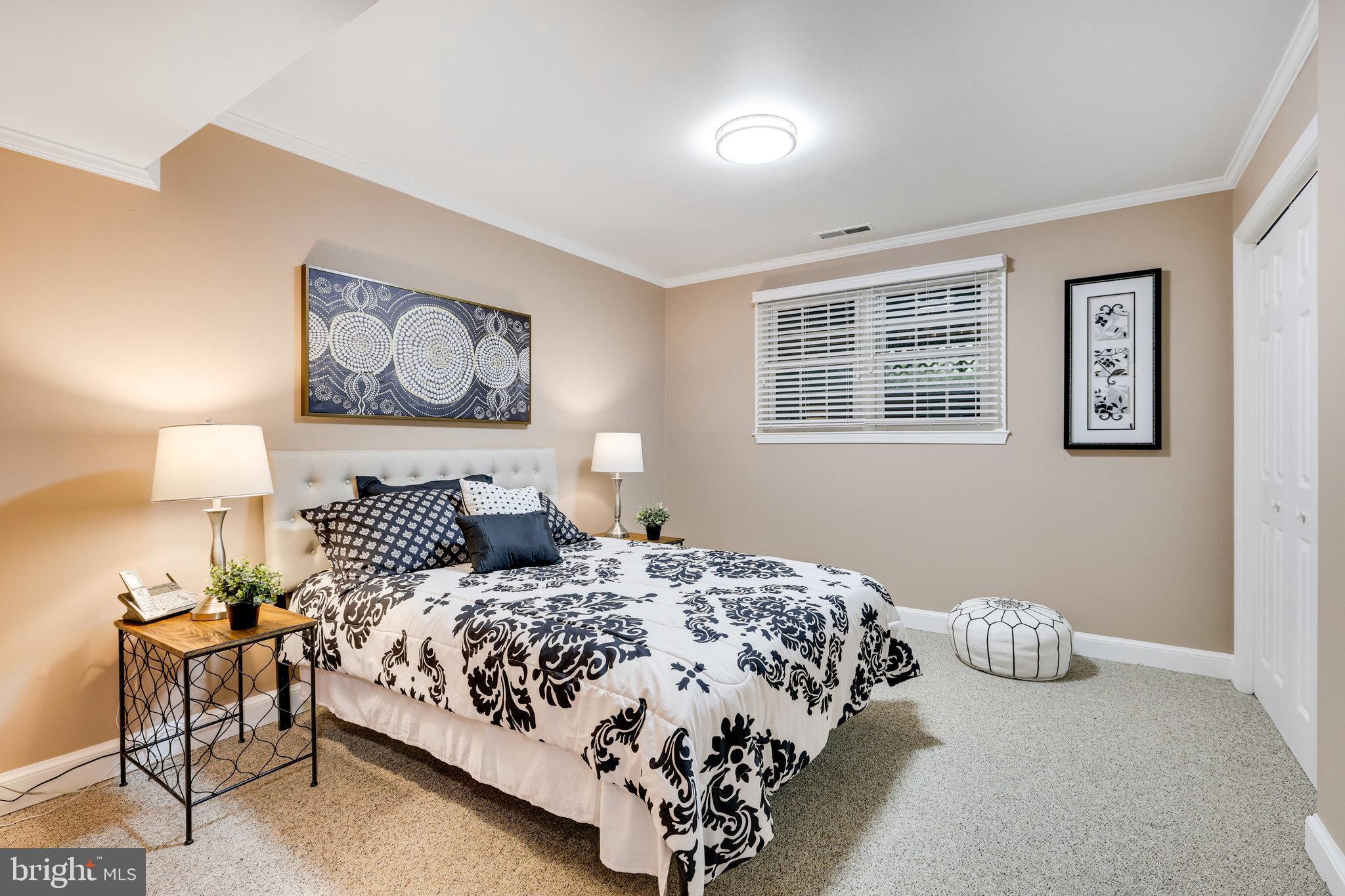 MANTUA - Residential