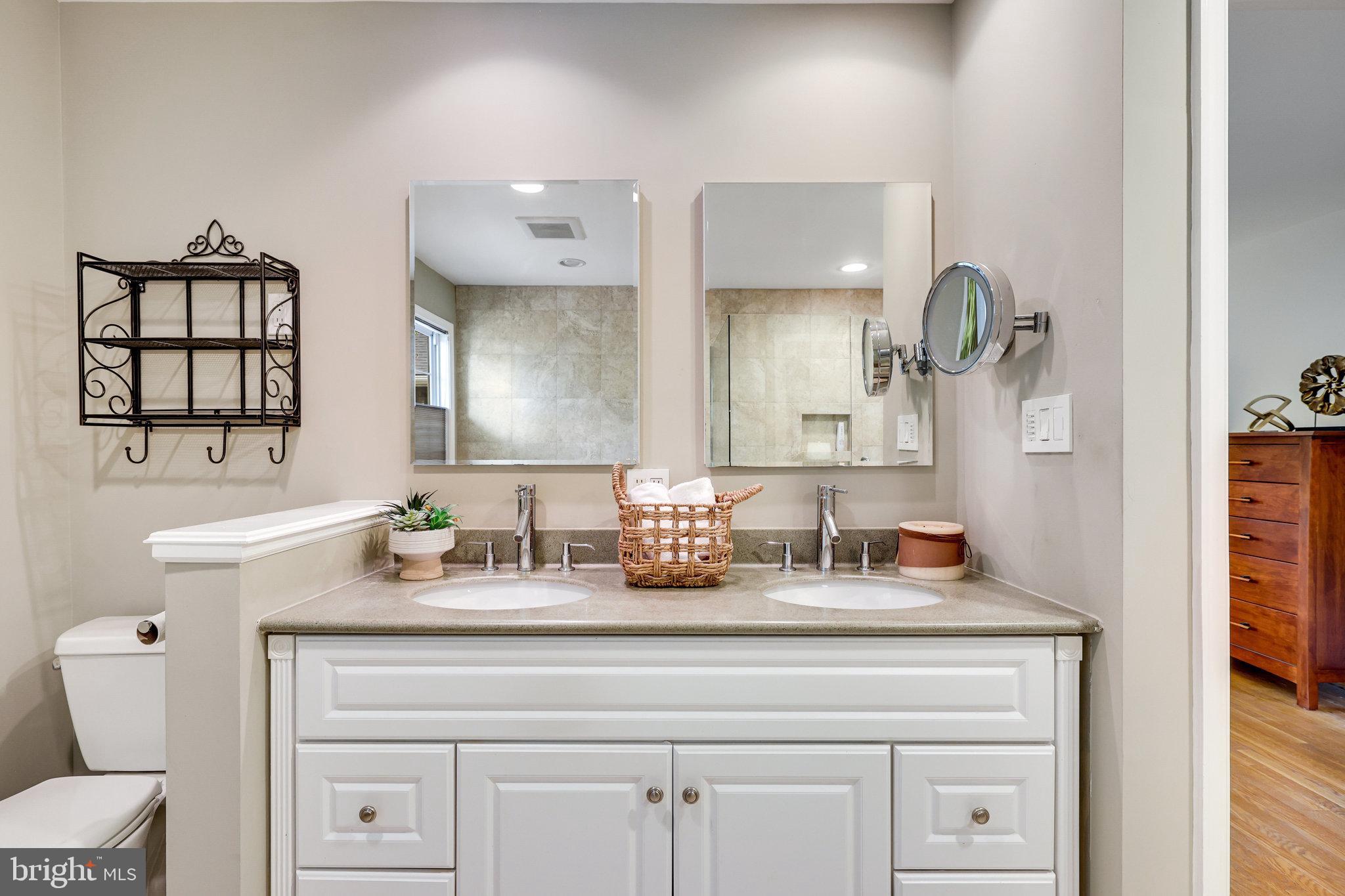 MANTUA - Residential