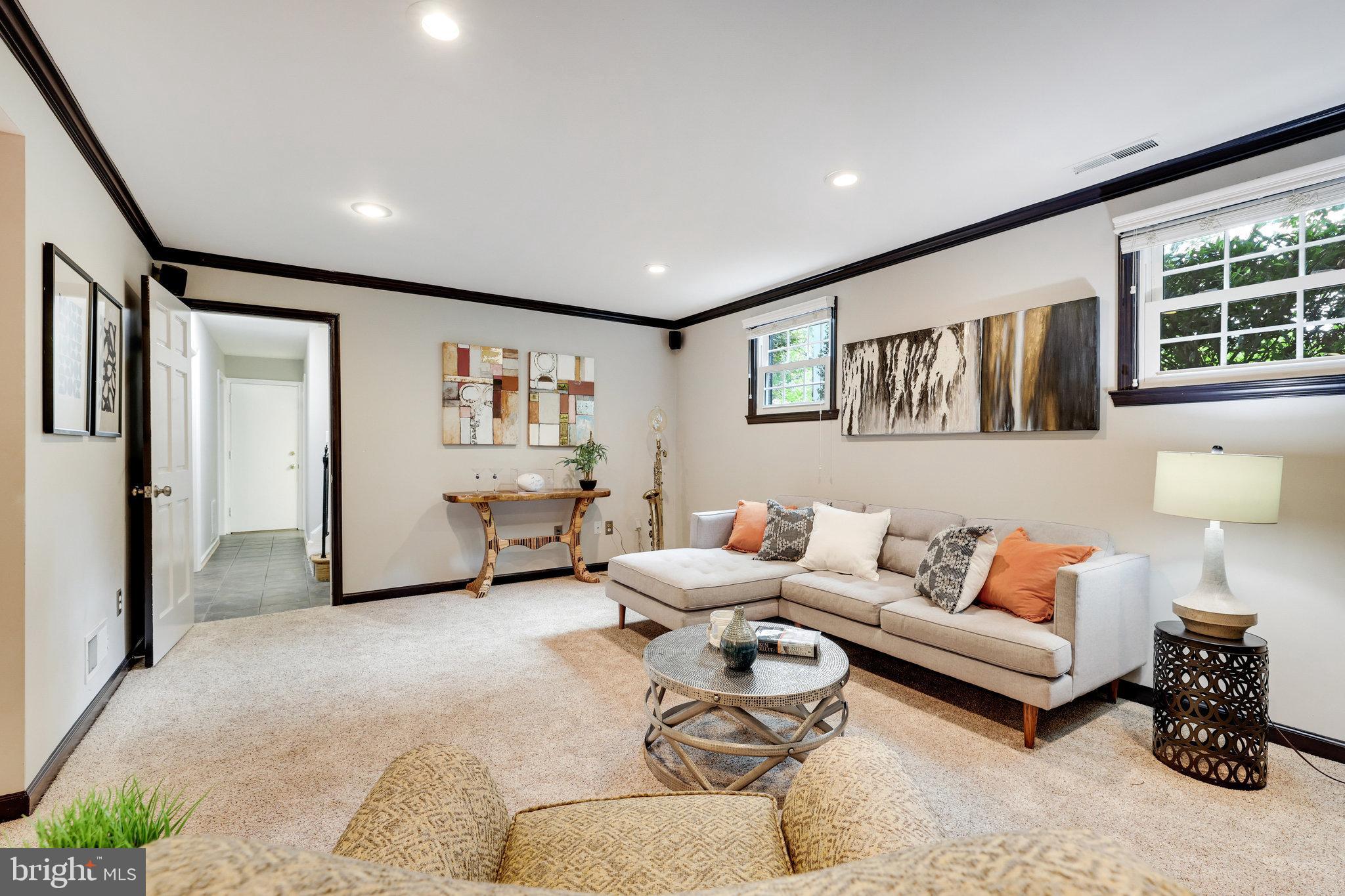 MANTUA - Residential