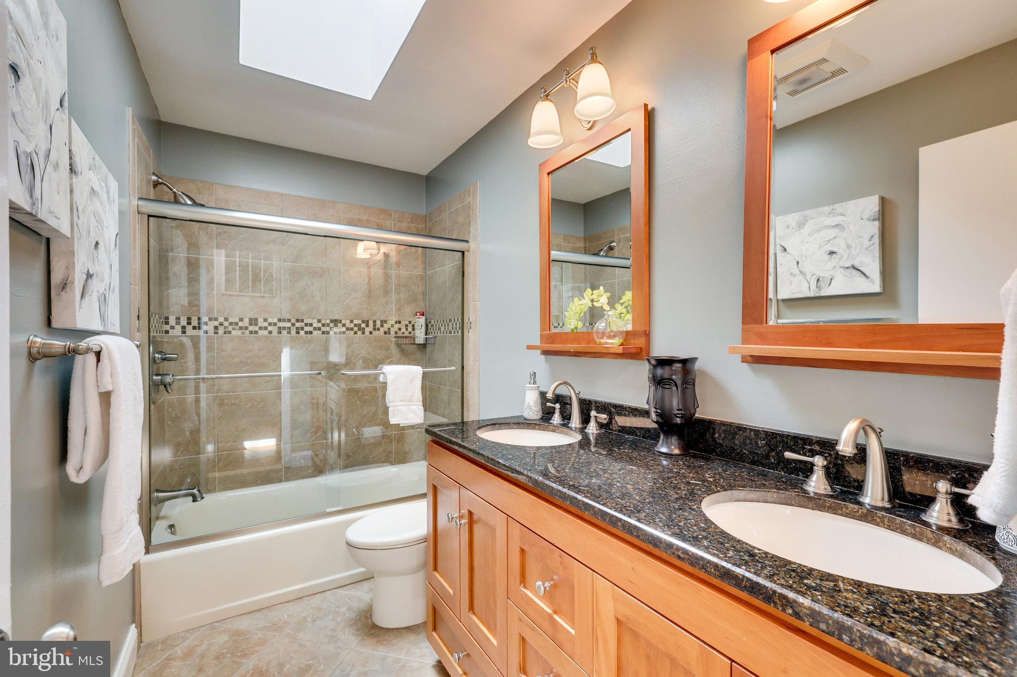 MANTUA - Residential