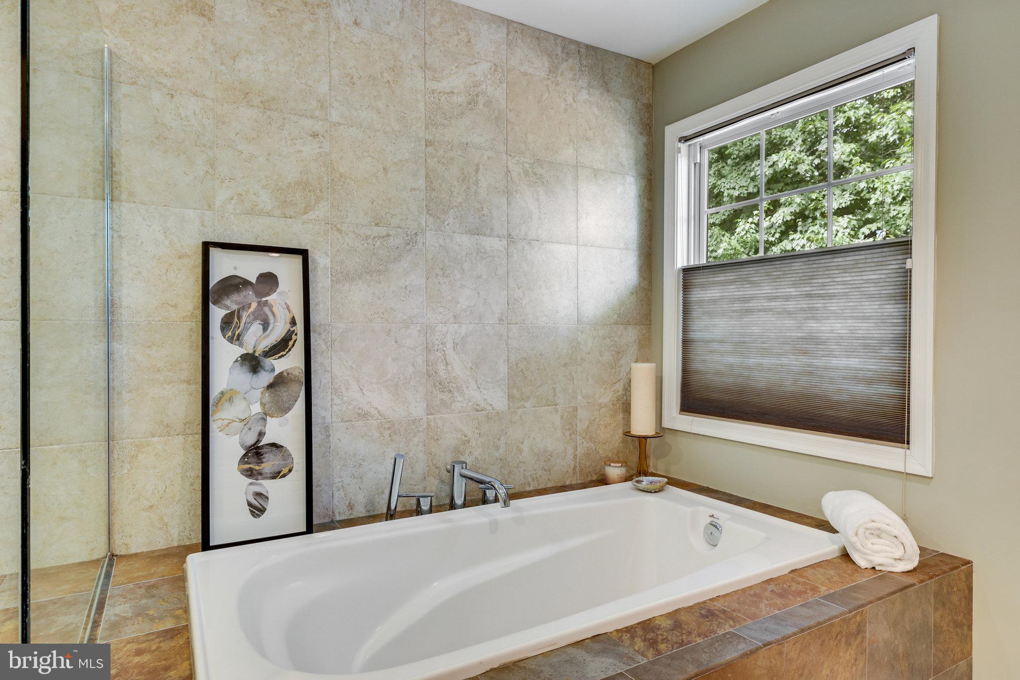 MANTUA - Residential