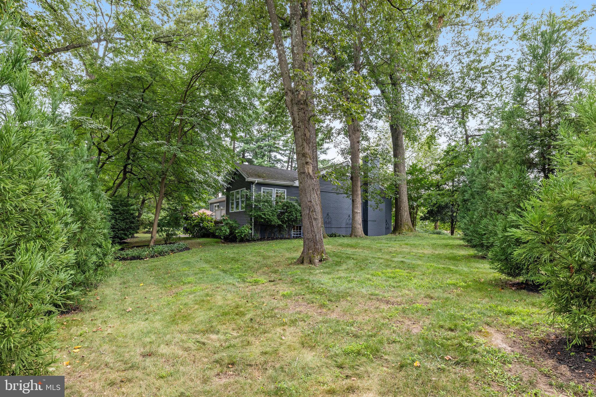 MANTUA - Residential