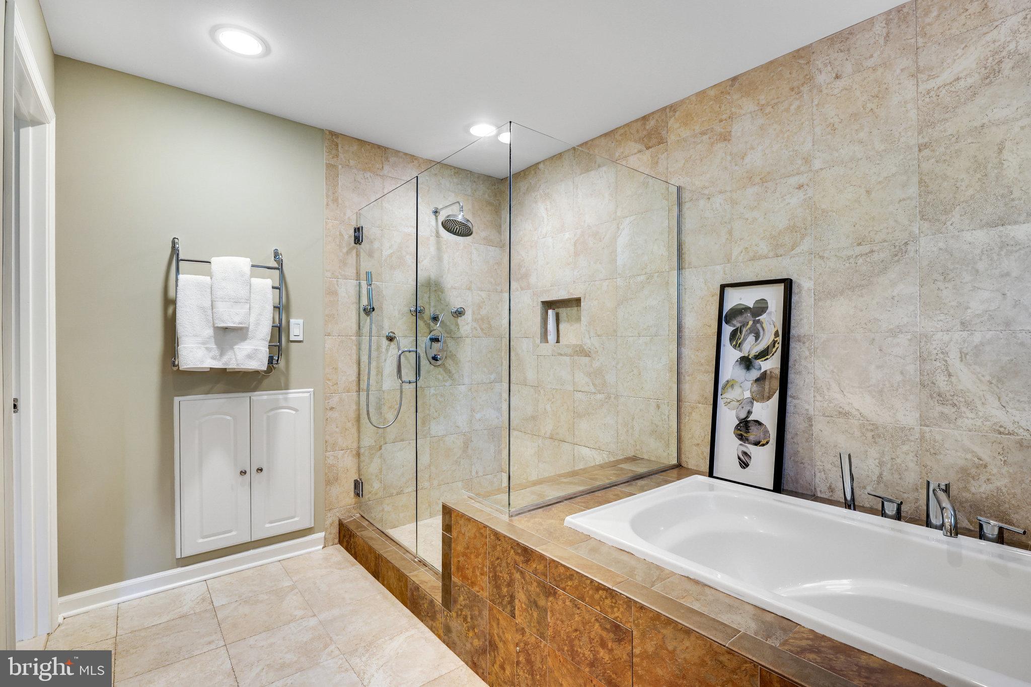 MANTUA - Residential