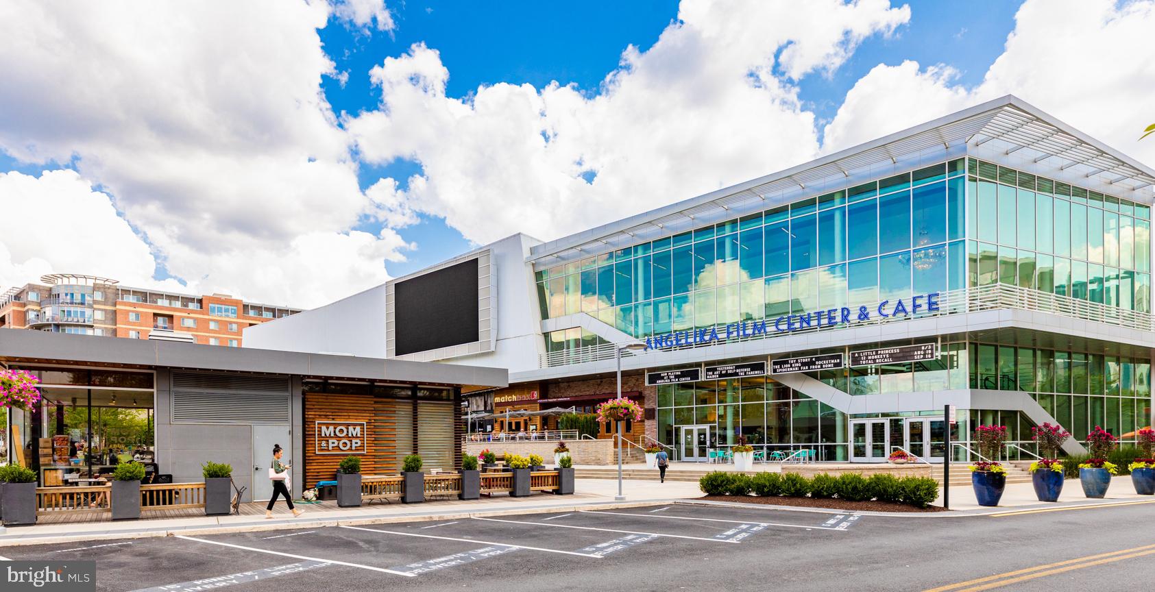 MANTUA - Residential