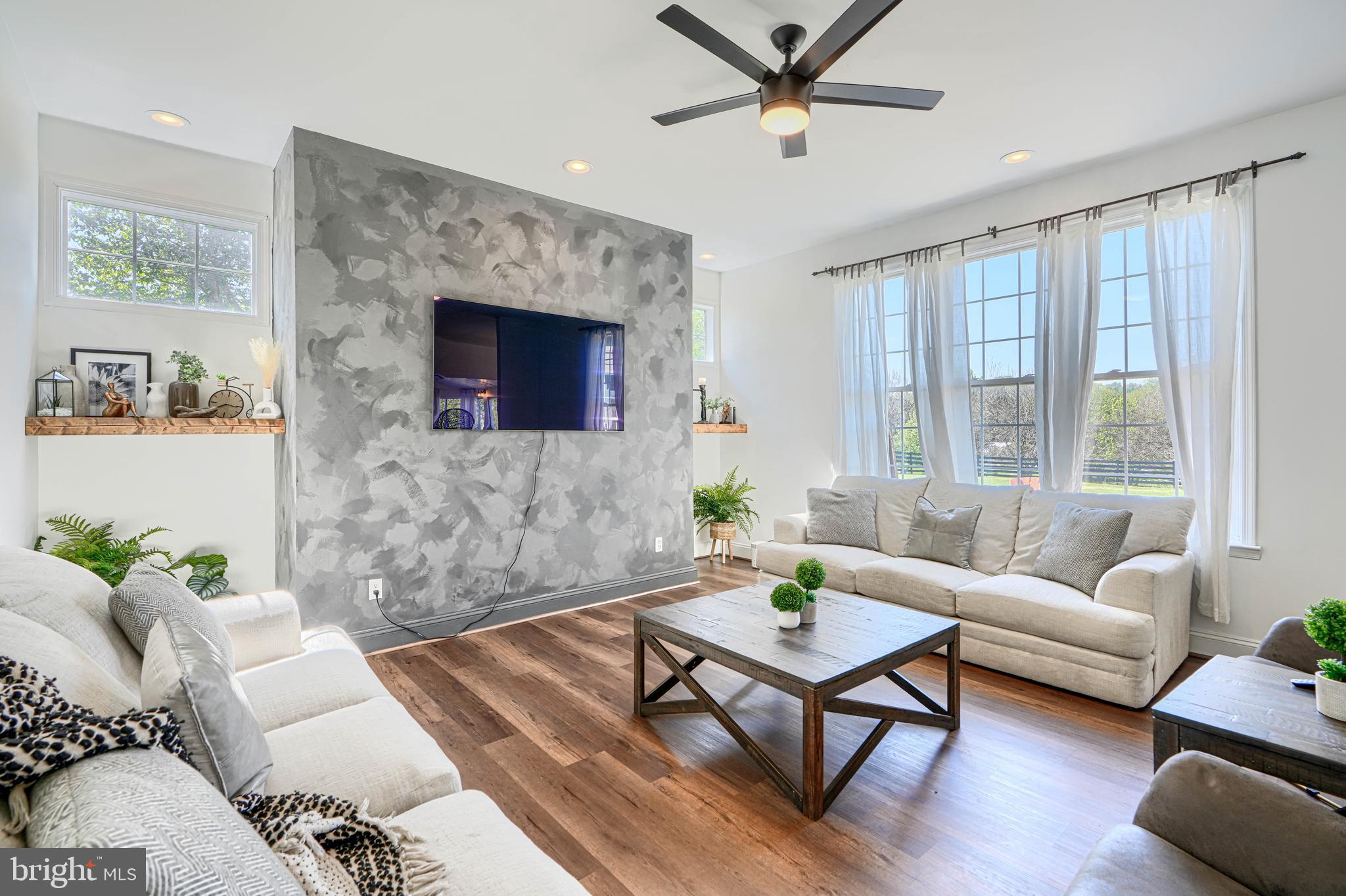 FIELDERS FARM - Residential