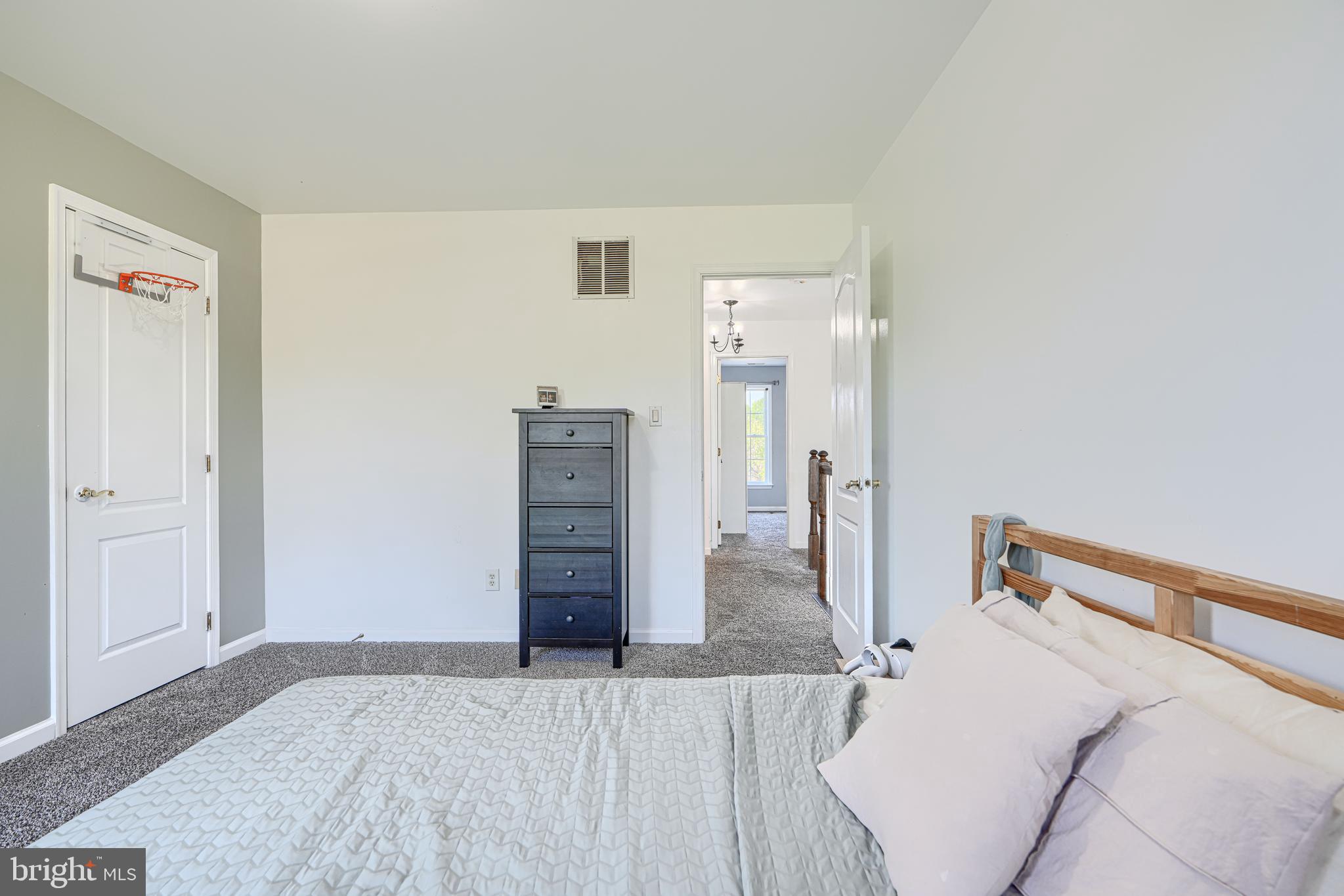 FIELDERS FARM - Residential