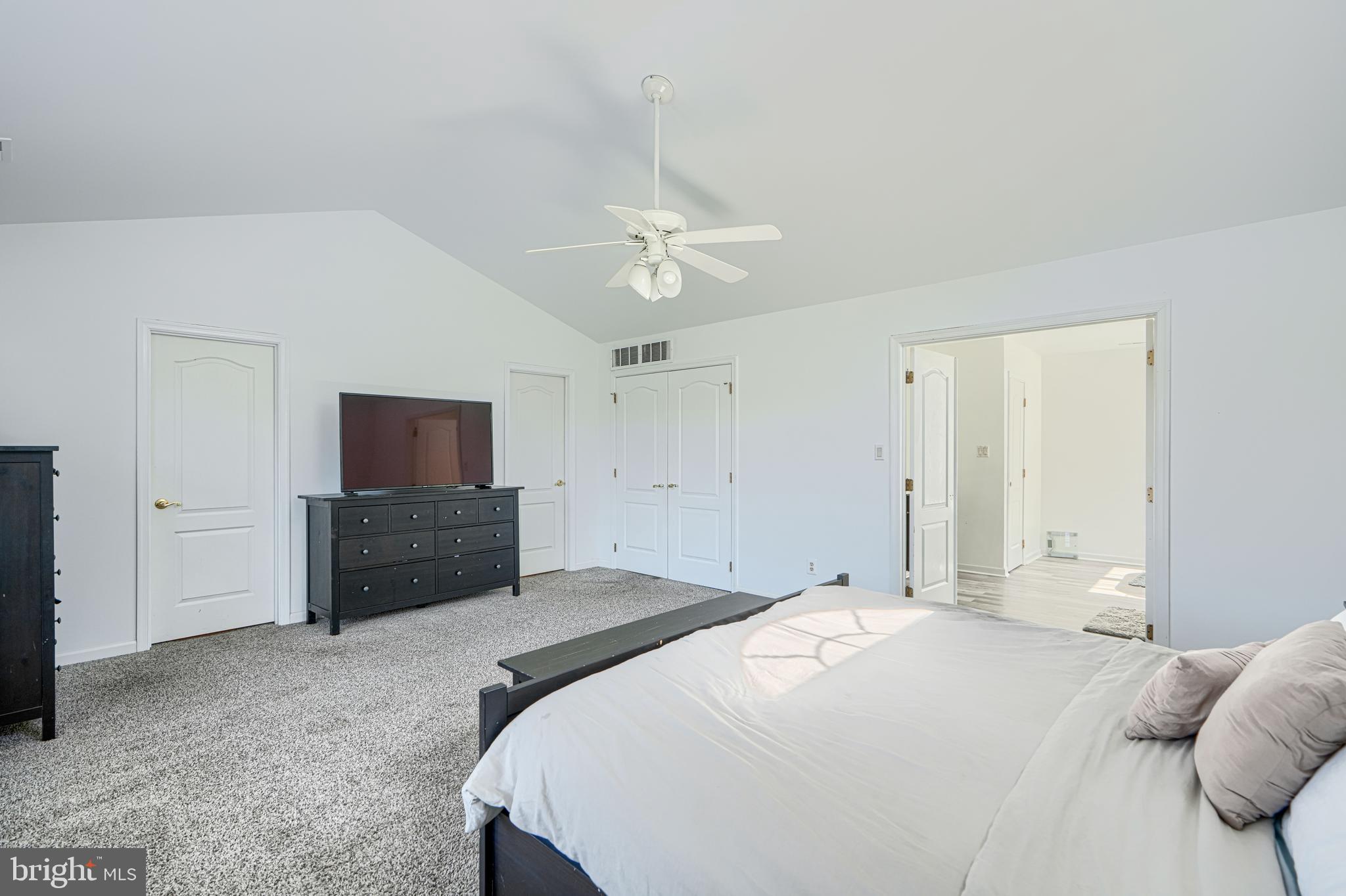 FIELDERS FARM - Residential