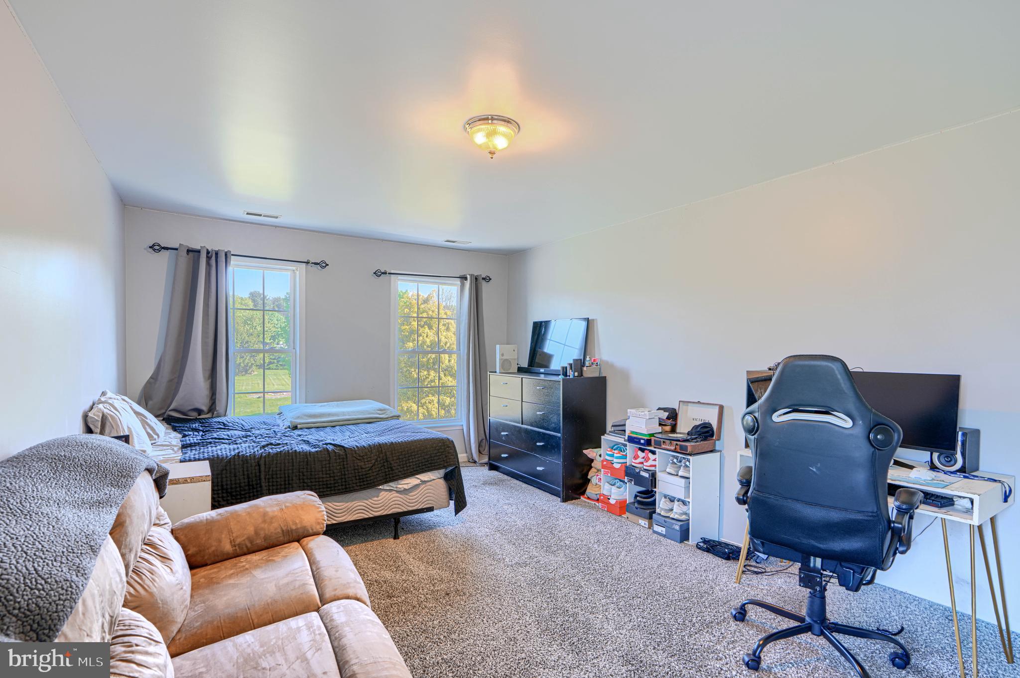 FIELDERS FARM - Residential