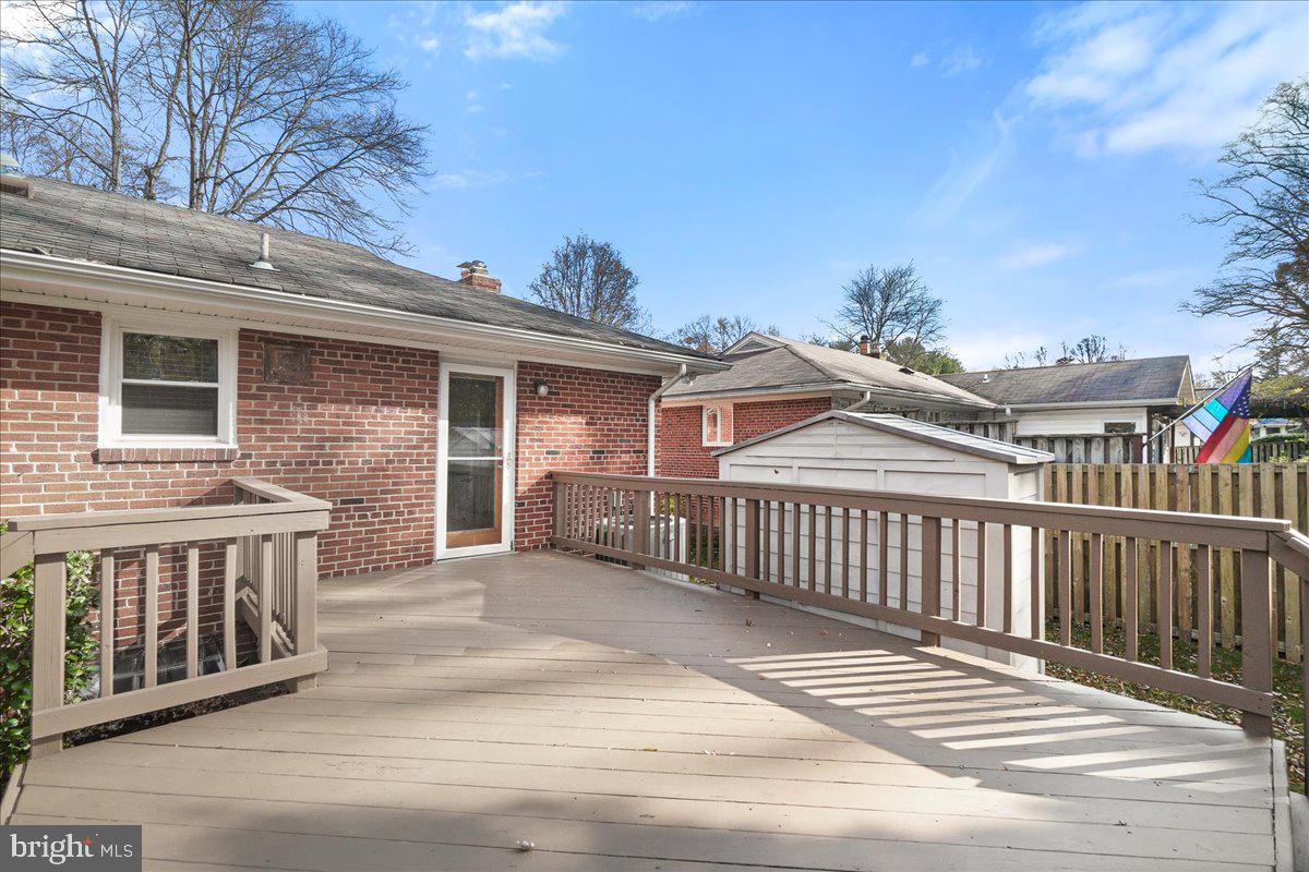 WOODSIDE - Residential