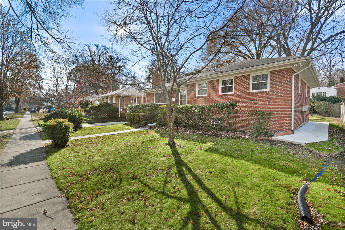 WOODSIDE - Residential