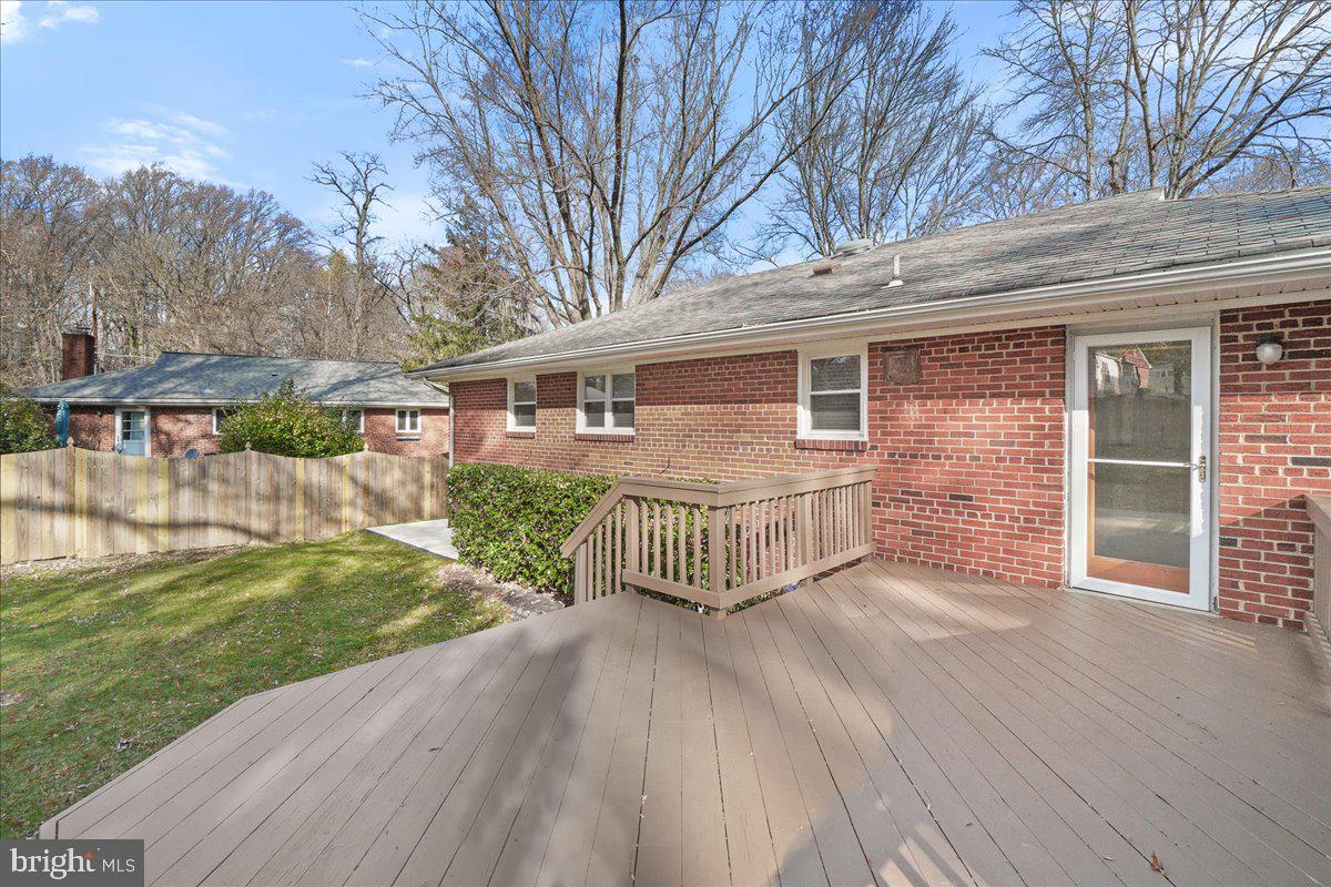 WOODSIDE - Residential